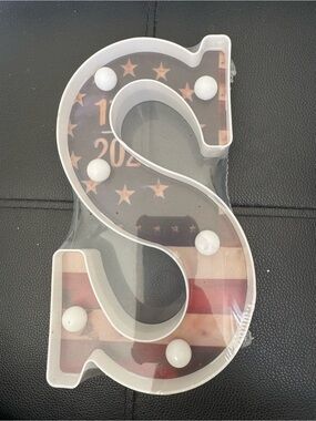 Amazon Essentials Patriotic Red, White & Blue Marquee Letter S